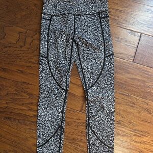 Zyia Black & White Speckled High-Waist Leggings 6-8